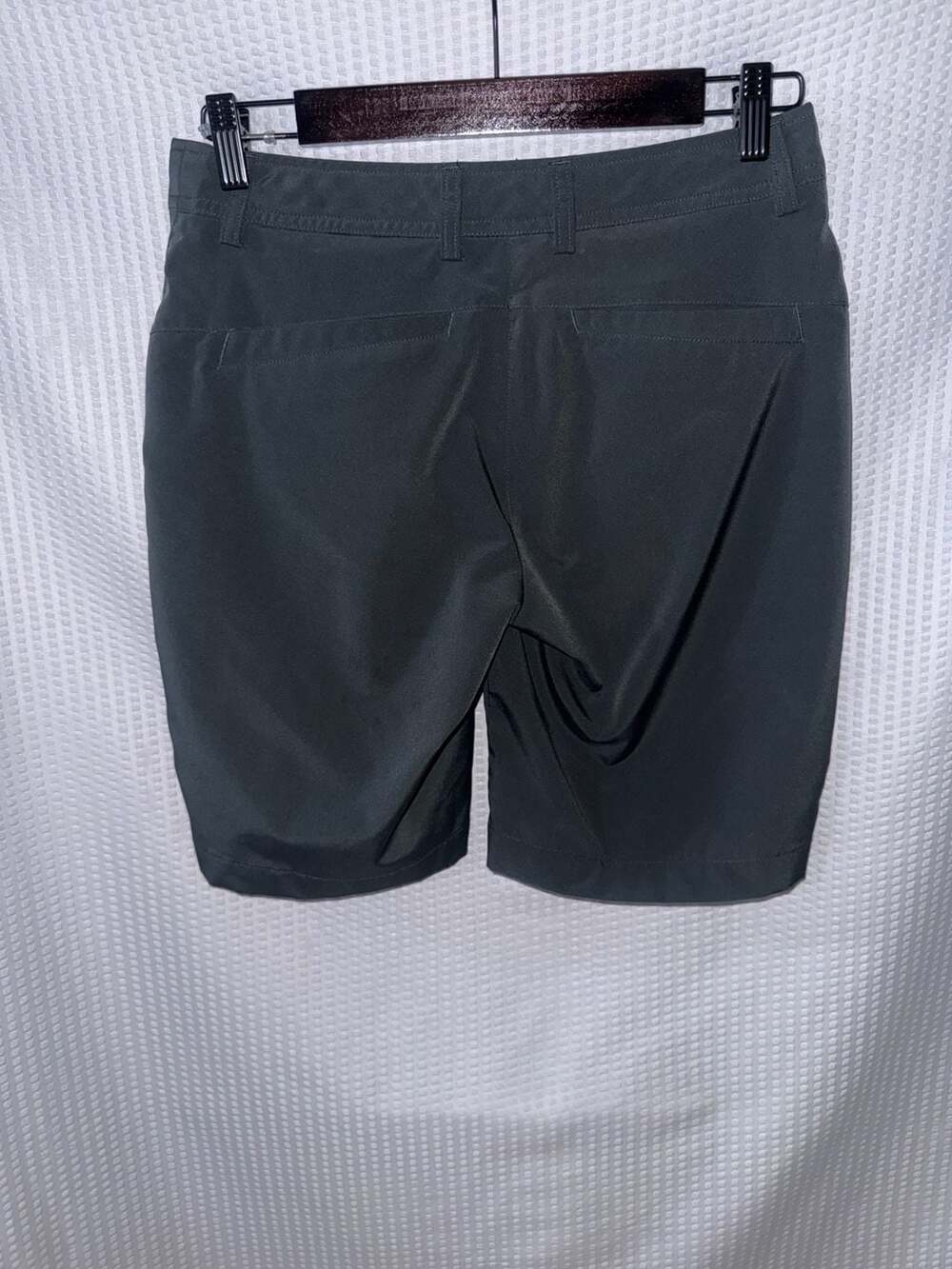 oobe Womens Lightweight Quick-Dry Outdoor Bermuda Shorts - Picture 2 of 3